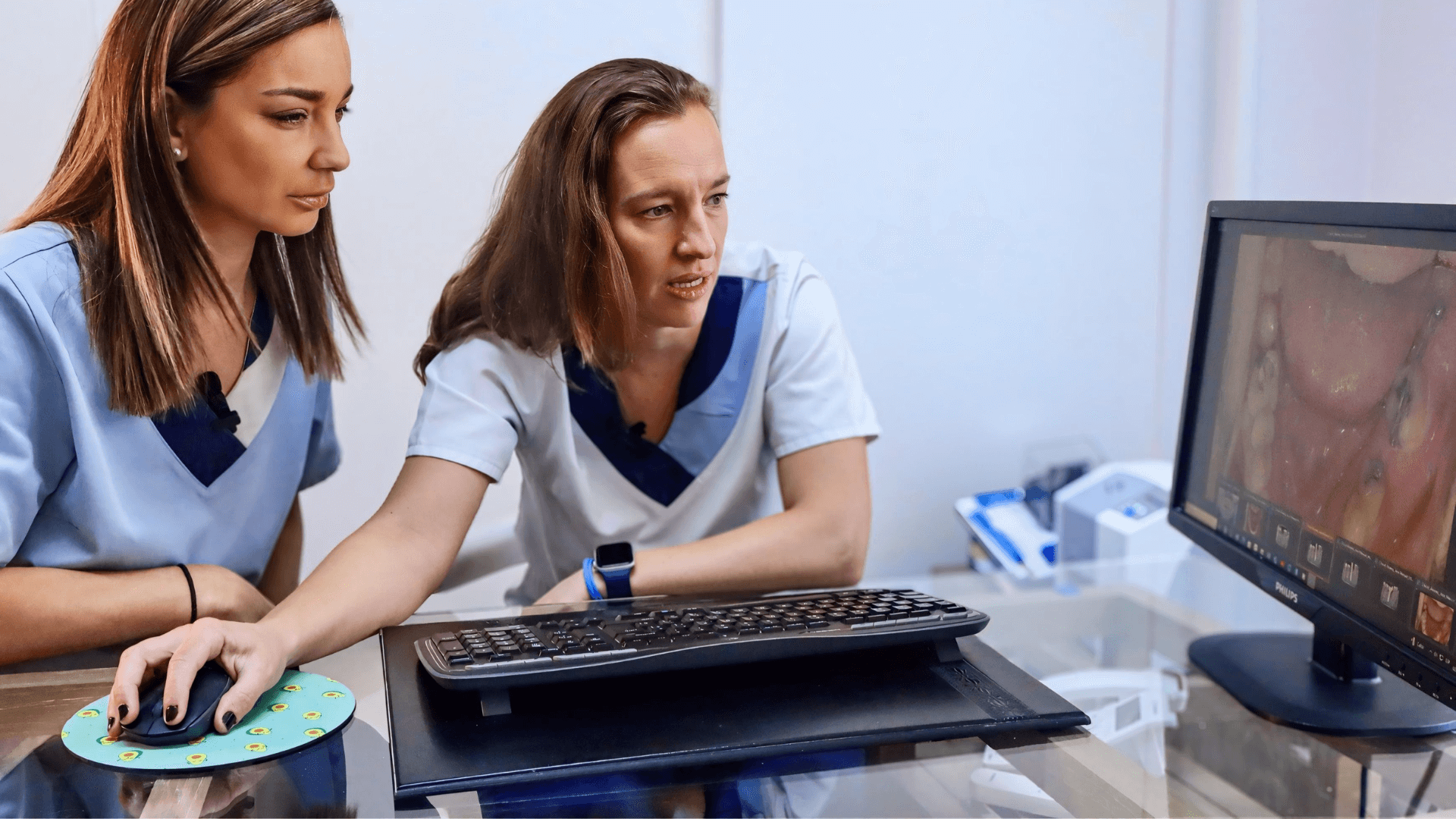 Sobre nosotros Dental rueda 01